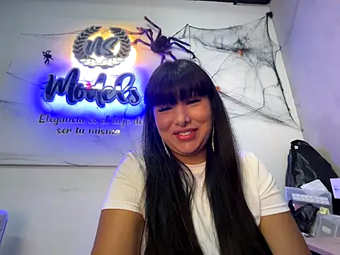 Alexa Miss online show from October 8, 10:58 pm