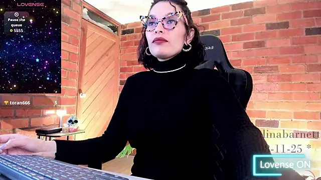 paulinabarnett- online show from November 9, 2:51 am