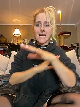 JoleneFuego online show from September 13, 9:01 pm