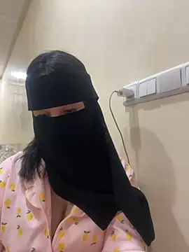Snapshot of Rasha-arabic chatting on October 18, 1:08 am Rasha-arabic online show from October 18, 1:08 am