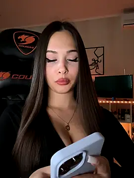 EricaWalls online show from September 12, 7:54 pm