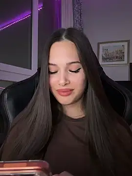 EricaWalls online show from January 13, 6:34 pm