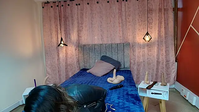 VioletaScott  online show from October 20, 2:42 pm