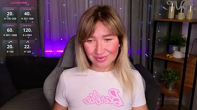 MilaBott online show from March 26, 7:37 pm