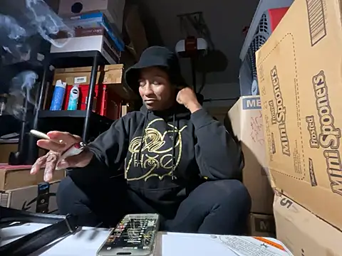 wynterheat online show from November 12, 7:28 am