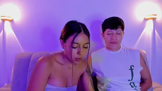 violet casper  online show from November 17, 6:47 am