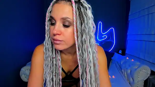 rock n roxy online show from October 30, 1:41 am