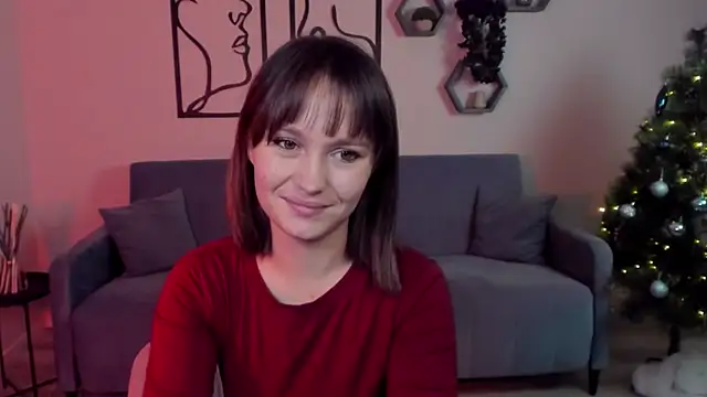 BritnieCute online show from December 22, 5:43 am