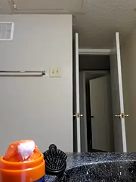 Drewpackn8 online show from December 22, 2:20 pm