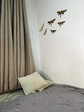 cuteluci  online show from February 11, 11:44 am