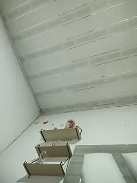 LaurenWelly  online show from April 1, 11:24 pm