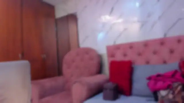 evelyn wine online show from November 24, 9:28 pm