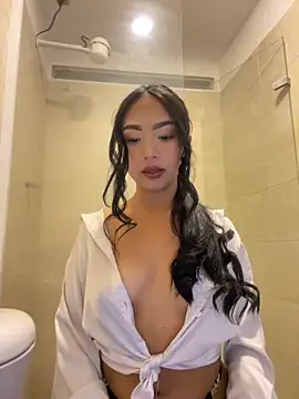 Snapshot of SOPHIACANDY19_ chatting on October 16, 11:18 pm SOPHIACANDY19 online show from October 16, 11:18 pm
