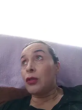 Samantha Sullivan  online show from March 18, 2:33 pm