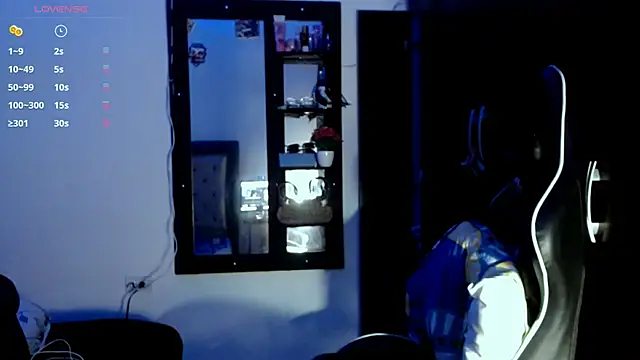 Snapshot of janna_isa chatting on September 13, 12:18 am janna isa online show from September 13, 12:18 am
