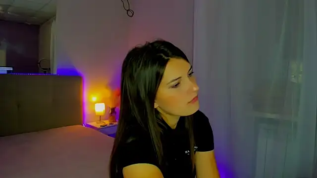 Laura Leee online show from September 15, 5:49 am