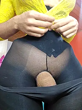 Shermie24 online show from October 11, 3:44 am