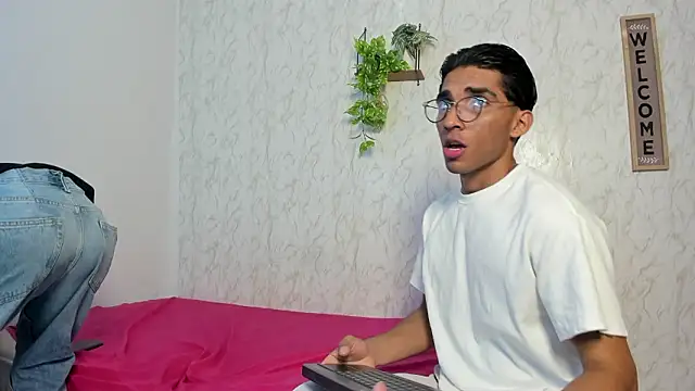 jony honey online show from March 23, 12:00 pm