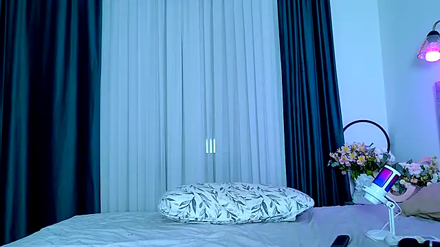 Brenda M00n online show from October 20, 3:37 pm