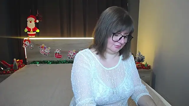 ZannaDreil online show from December 20, 7:51 pm