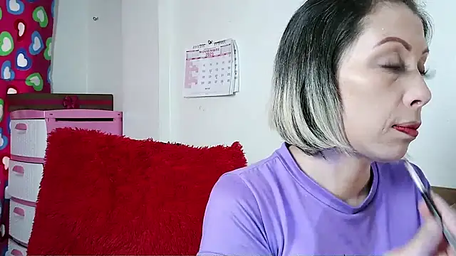 alixia81 online show from November 20, 4:19 pm