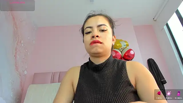 soyzarahtorres online show from September 28, 5:29 pm