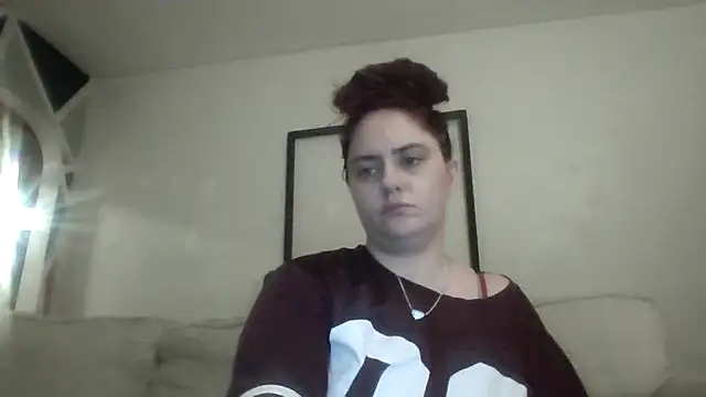 lilbishmiss online show from November 17, 3:07 am