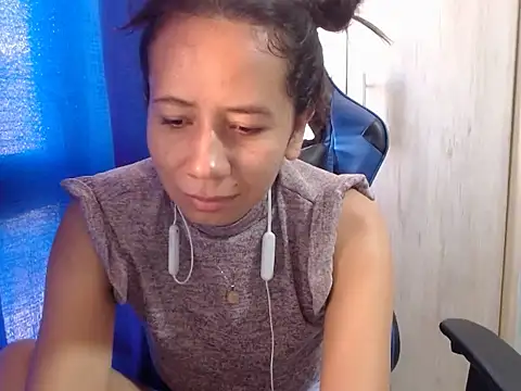 Snapshot of Erotic_latina chatting on September 10, 1:44 pm Erotic latina online show from September 10, 1:44 pm