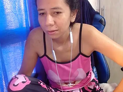 Snapshot of Erotic_latina chatting on September 26, 1:42 pm Erotic latina online show from September 26, 1:42 pm