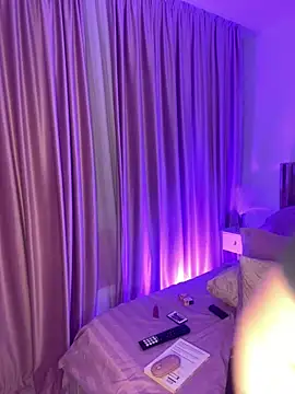 GraceCarther online show from November 6, 8:15 pm