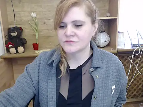 DaniellaKiss online show from March 15, 7:32 am