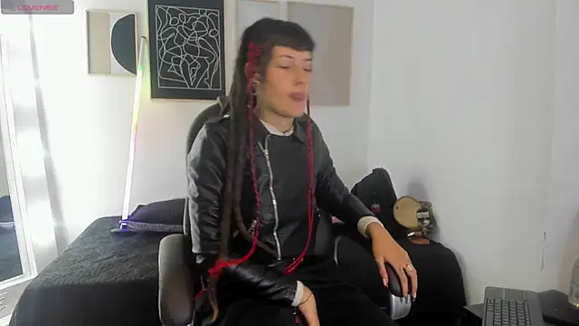  sharlotte777 online show from February 3, 2:44 pm