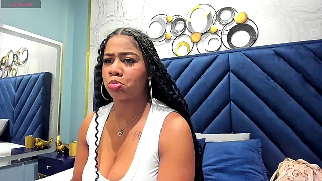 Snapshot of Sofi_Fox_ chatting on September 17, 7:01 pm Sofi Fox online show from September 17, 7:01 pm