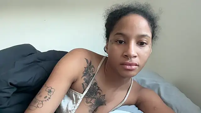 Snapshot of shandiloveslemonss chatting on September 26, 9:12 pm shandiloveslemonss online show from September 26, 9:12 pm