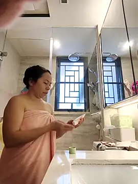 doggiepossession online show from April 19, 7:30 am