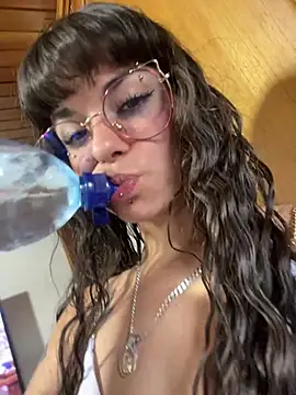 VioletaSubmissive online show from March 22, 10:16 pm