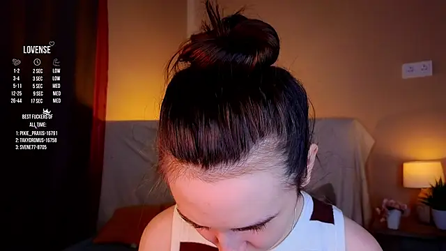 Snapshot of GillianDowdey chatting on October 14, 2:58 am GillianDowdey online show from October 14, 2:58 am