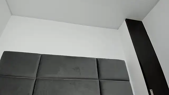 Lizz Luna online show from October 31, 4:11 pm