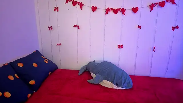 leazy peazy online show from February 10, 7:22 am