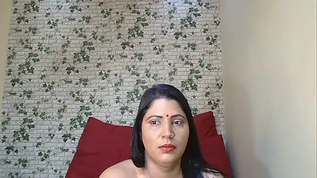 Snapshot of XIndianintimacy chatting on October 23, 6:47 pm XIndianintimacy online show from October 23, 6:47 pm