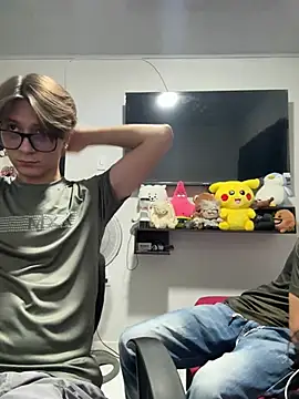 Alex and Fabian online show from May 26, 5:18 am