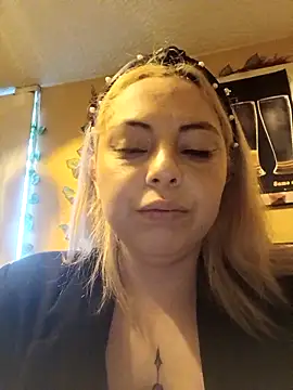 Snapshot of madelaine- chatting on September 22, 10:19 pm madelaine- online show from September 22, 10:19 pm