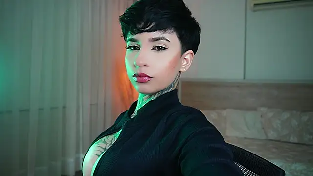 AliceShazaham  online show from September 16, 8:22 am