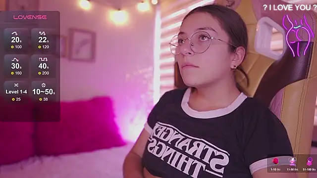 milly kenner online show from February 20, 7:37 pm