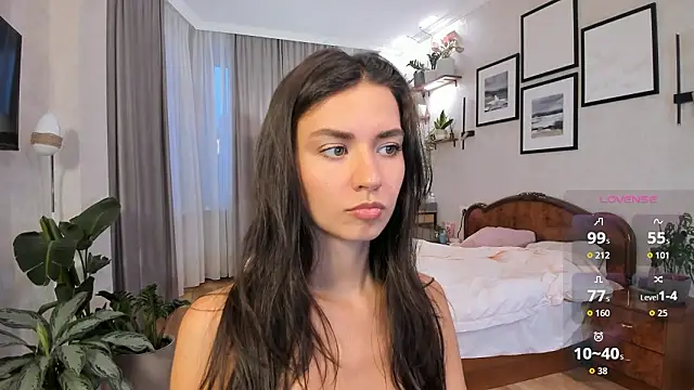 NicoleLuv online show from February 8, 2:32 pm