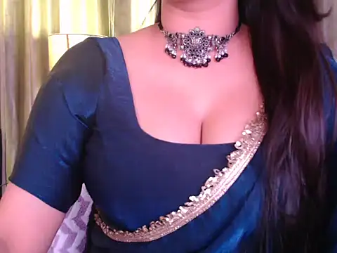 Sexy Myra18 online show from April 6, 4:34 am