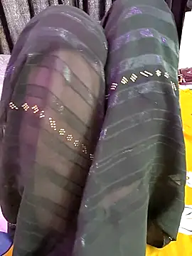 kaamuk shweta online show from November 18, 7:09 am