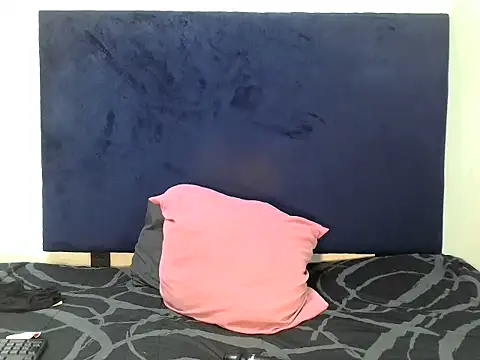 ReginaStar16 online show from September 16, 8:06 pm