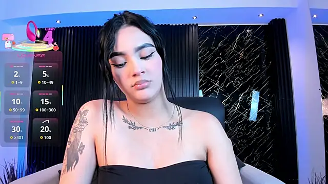 Tifanny Jhoson online show from October 14, 8:00 pm