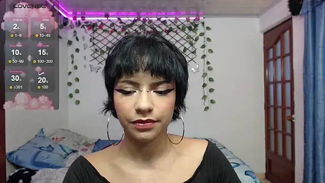 Snapshot of kathina_t chatting on September 24, 7:57 pm kathina t online show from September 24, 7:57 pm